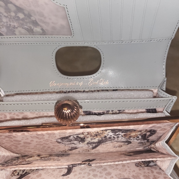 Ted Baker London Patent Leather Bobble Wallet - Picture 6 of 11